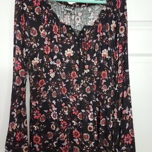 Venus Lace front Floral shirt Siz XL
